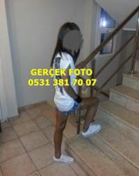Karatay'da Eşsiz Güzelliğiyle Tesettürlü Escort Bayan: Merve