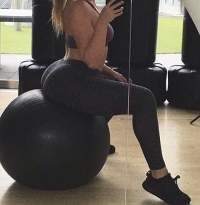 Meram Escort'ta Özverili Bir Partner Arayan Beyler: Tanışın Aylin'le!